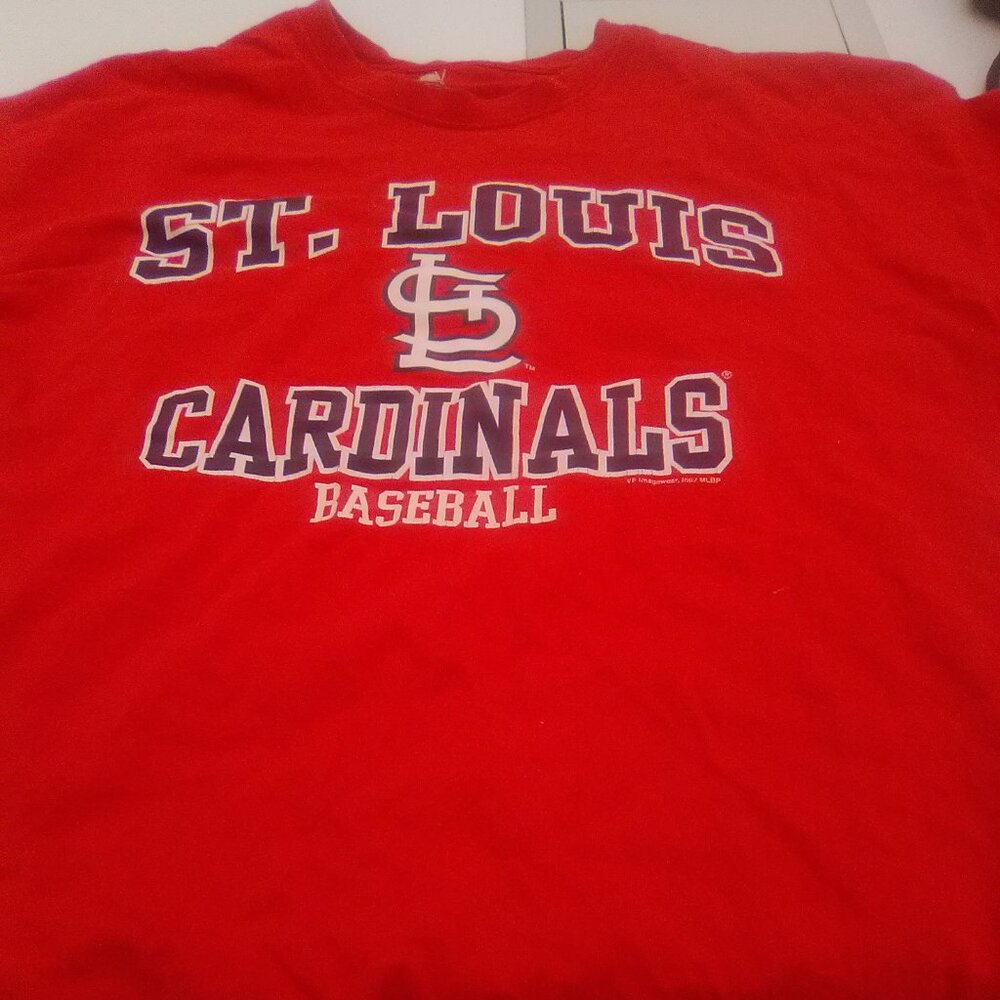 St. Louis Cardinals tee shirt